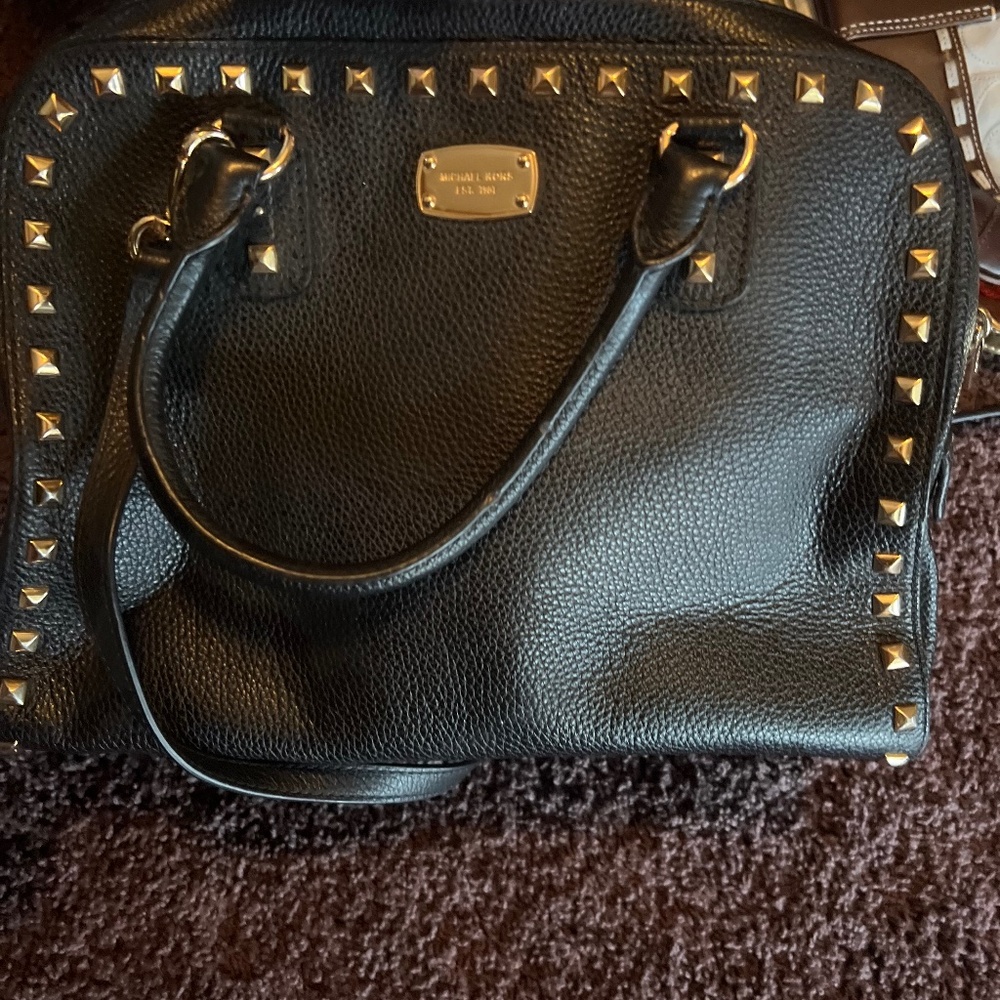 Micheal Kors purse